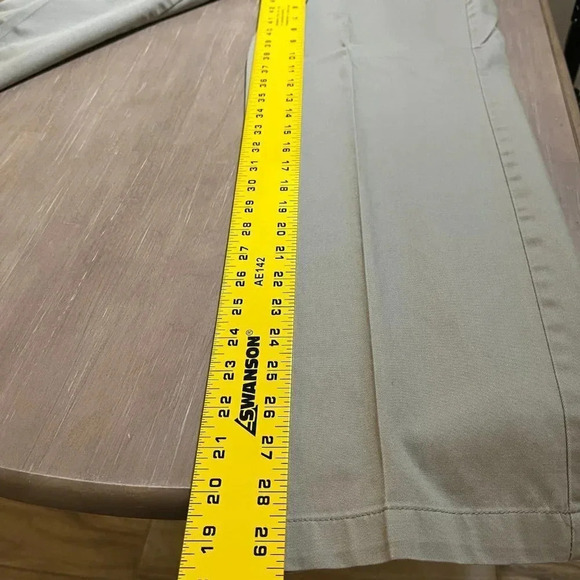Men’s Dockers Pants Size 34x32 - Picture 8 of 12